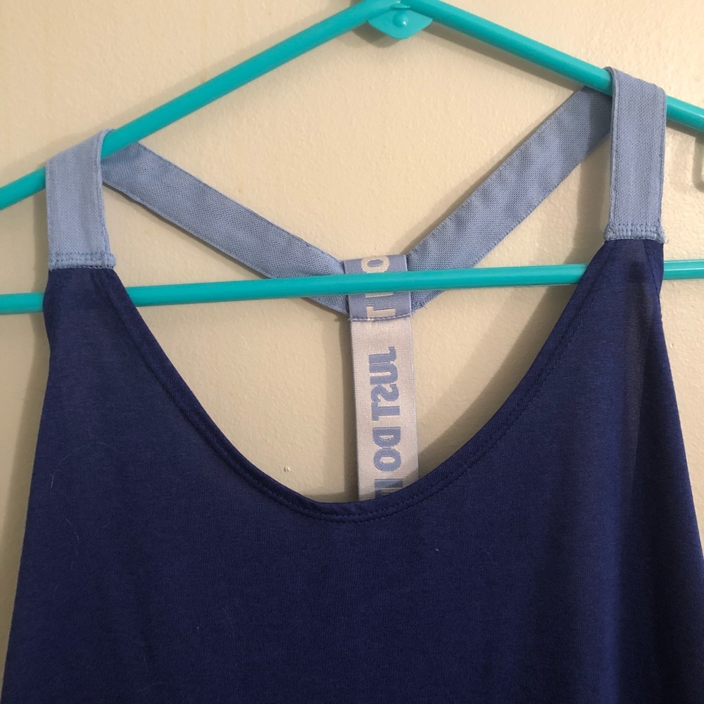 Nike tank! - Picture 3 of 5
